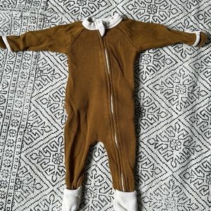 Goumi Thermal Footie 0-3- EUC!